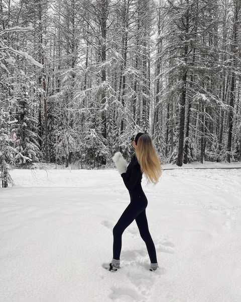 Жіночий зимовий утеплений комбінезон з потайною блискавкою sh55 фото